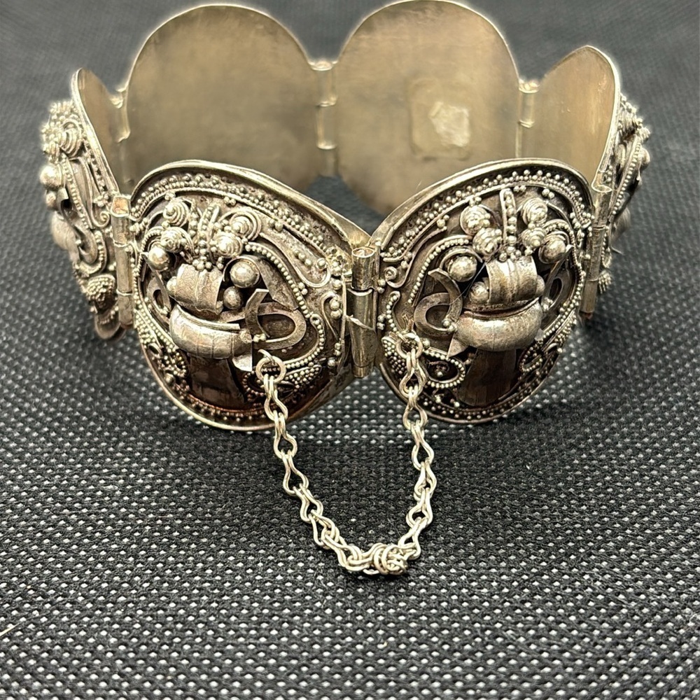 Vintage Tibetan Ritual Kalasha Bracelet with filigree all intact. Stamped .925 - Picture 4 of 7